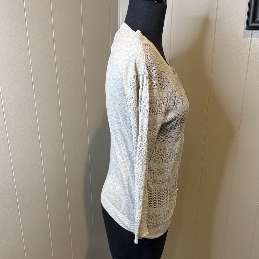 B14 Women’s Elegant Gray Button-Up Cardigan - Picture 4 of 5